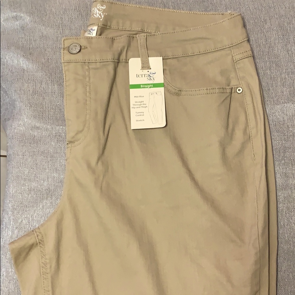 Terra & Sky - Straight Leg Khaki Jeans